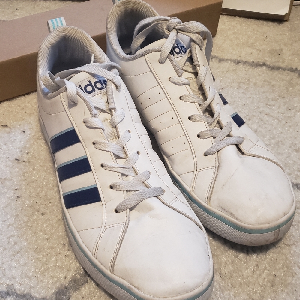 9.5 women's sneakers